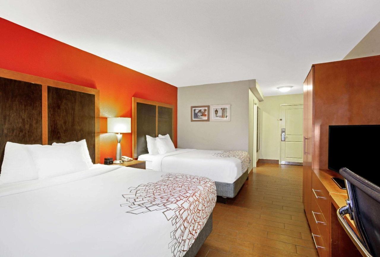 Hotel La Quinta By Wyndham Historic Area